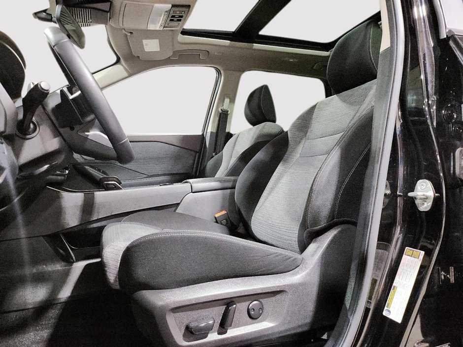 2023 Nissan Rogue SV-8