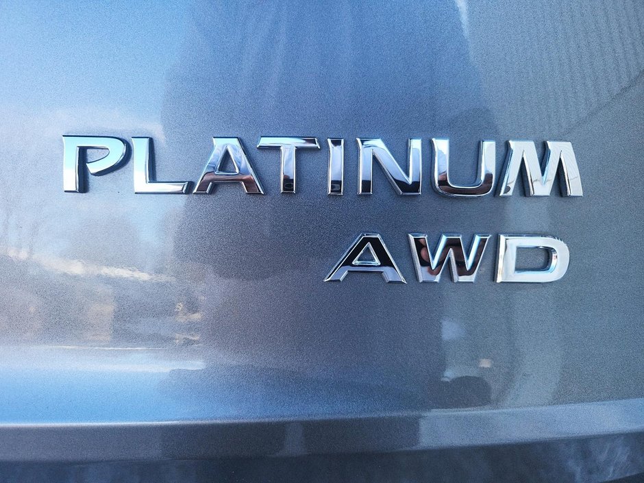 Nissan Rogue Platinum 2023-15