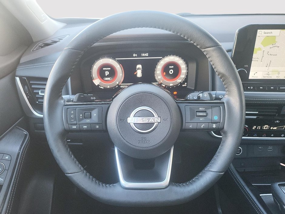 Nissan Rogue Platinum 2023-11