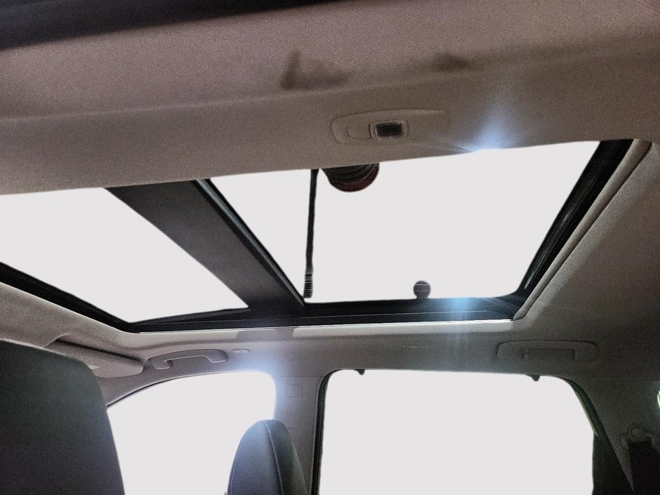 2023 Nissan Rogue Platinum-16