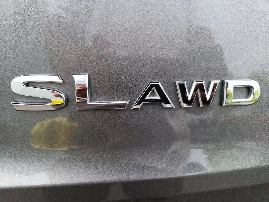 2023 Nissan Rogue SL AWD-15
