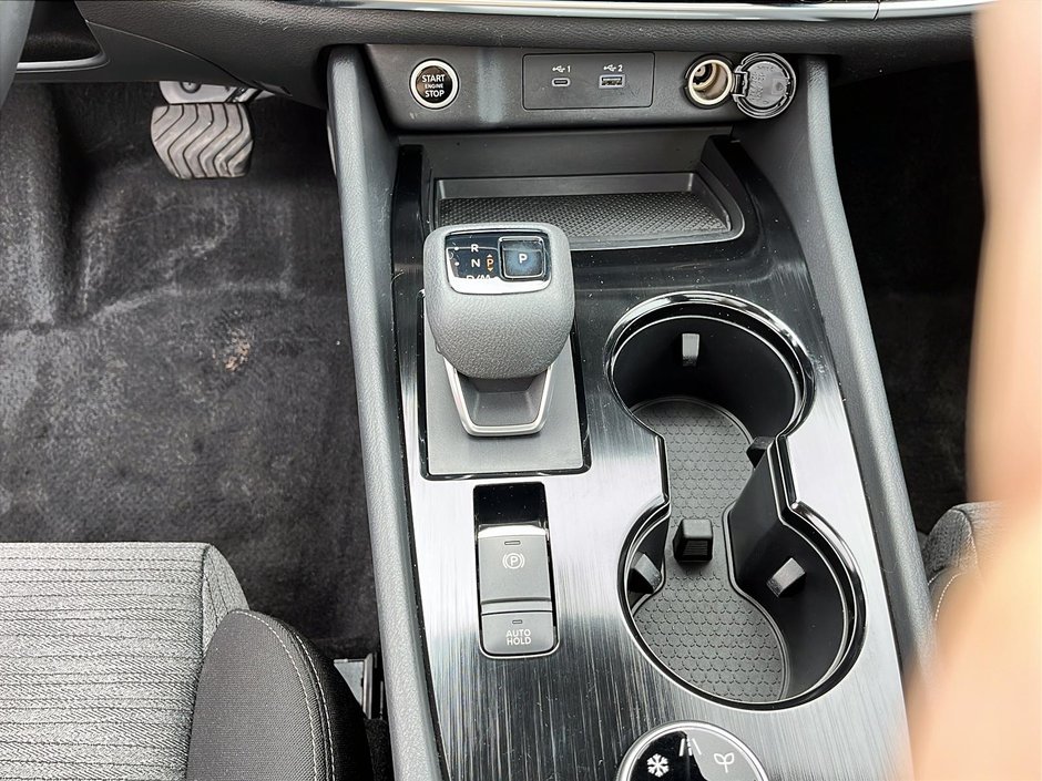 2023 Nissan Rogue SV AWD-14