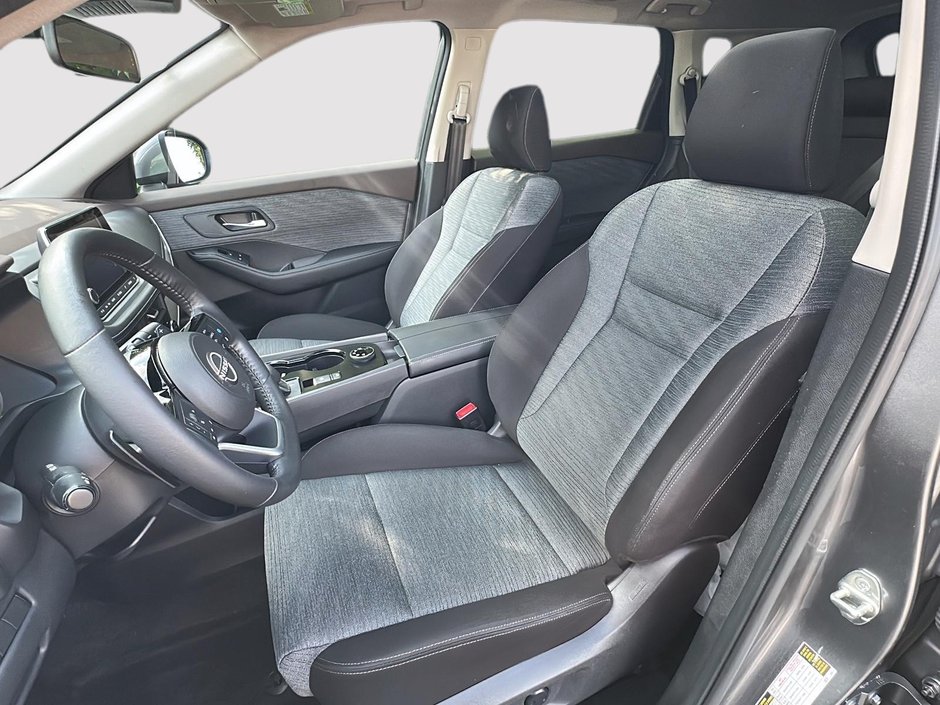 2023 Nissan Rogue SV AWD-8