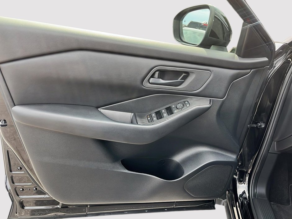 2024 Nissan Rogue S AWD-10