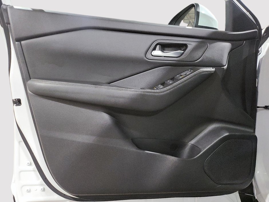 Nissan Rogue SV AWD 2024-10