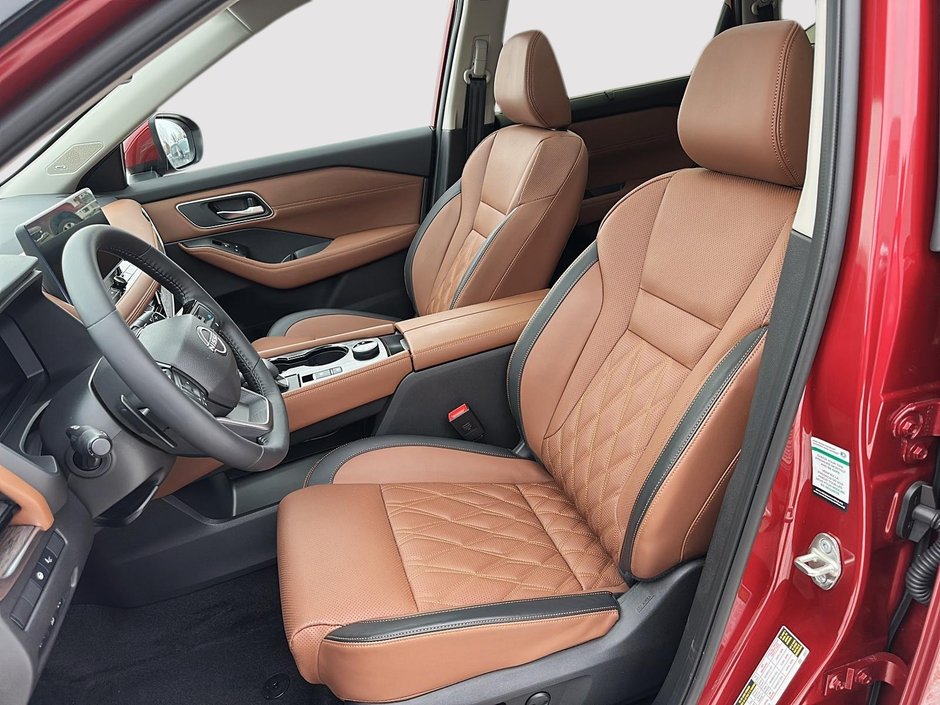 Nissan Rogue Platinum 2025-8