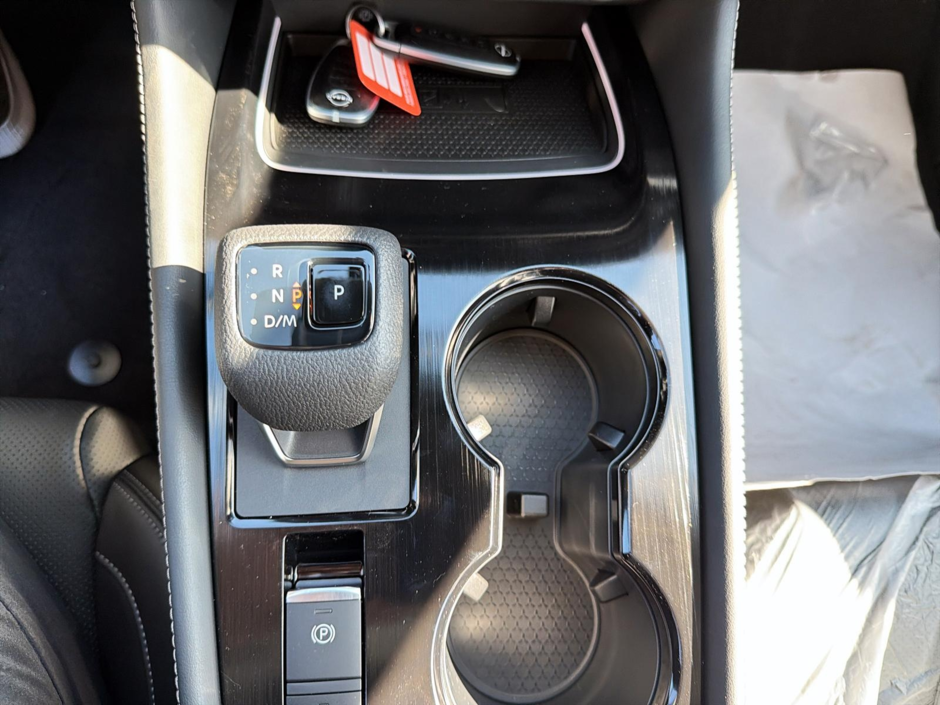 2026 Nissan Rogue Platinum-9