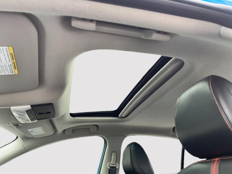 Nissan Sentra SR PRIVILEGE 2020-15