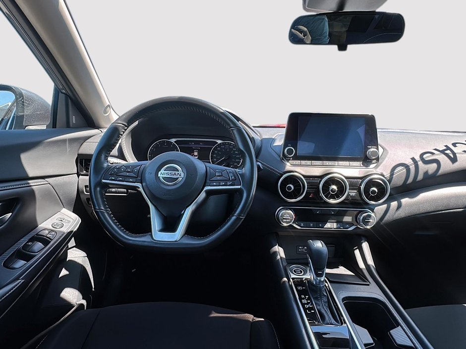 Nissan Sentra SV 2022-9