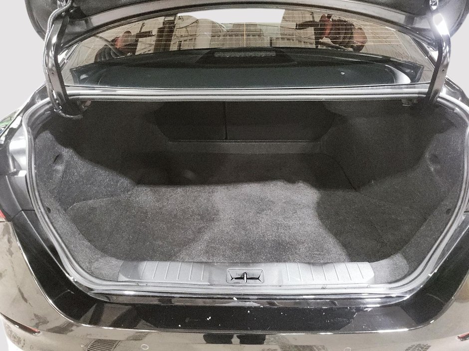 2024 Nissan Sentra SV-5