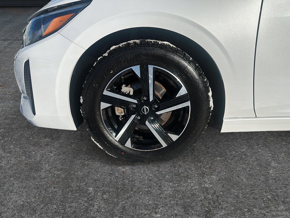 Nissan Sentra SV 2024-6