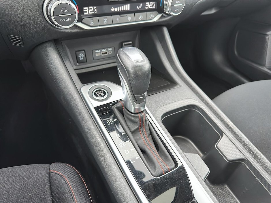 Nissan Sentra SR 2024-14