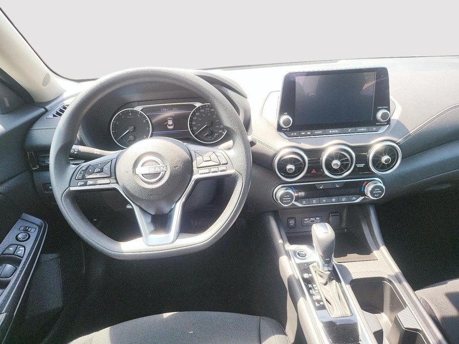 Nissan Sentra SV 2024-9