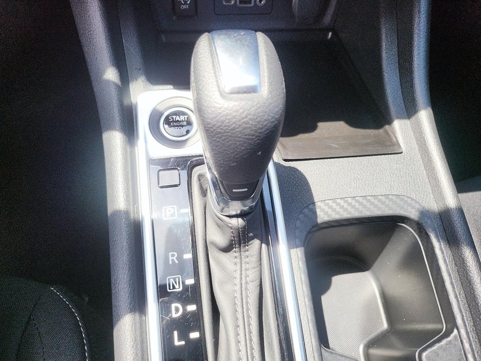Nissan Sentra SV 2024-14