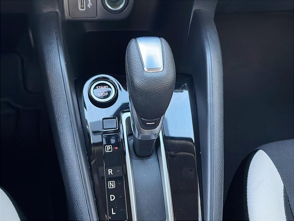 2021 Nissan Versa SV-14