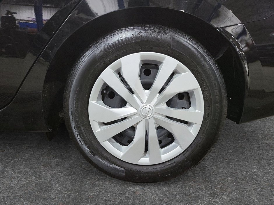 Nissan Versa S 2021-6
