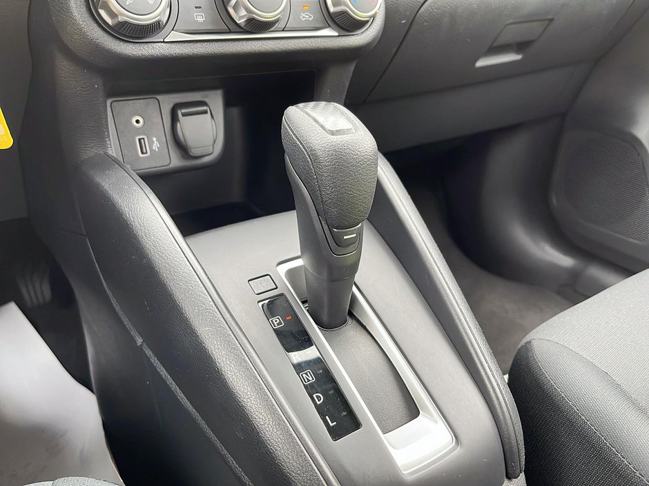 2022 Nissan Versa S AUTOMATIQUE-14