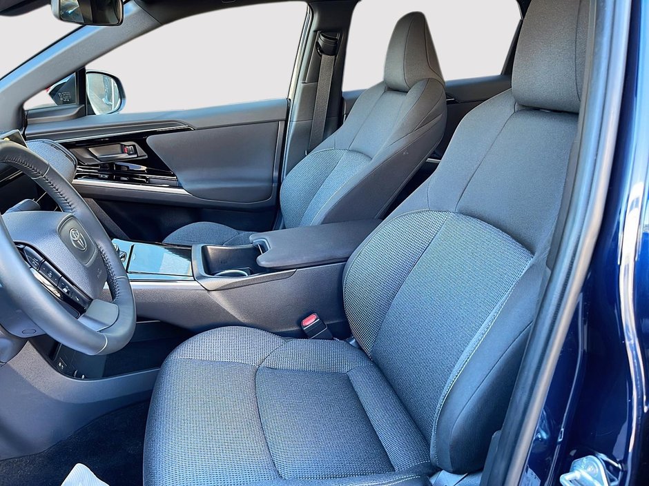 2024 Toyota BZ4X LE-8