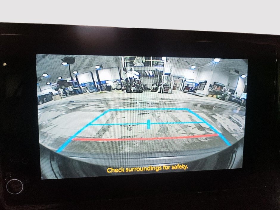 2024 Toyota Corolla Hatchback SE-15