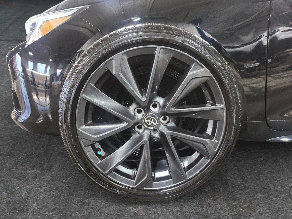 2024 Toyota Corolla Hatchback SE-6