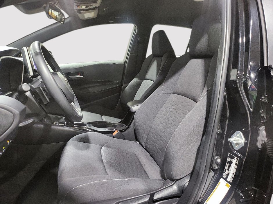 2024 Toyota Corolla Hatchback SE-8