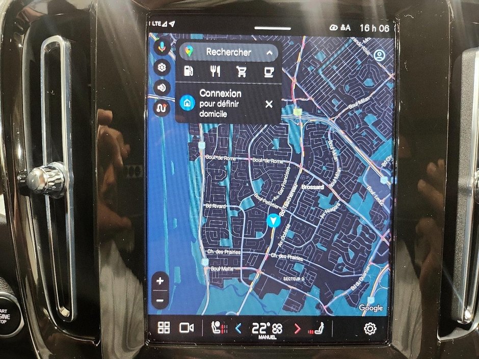 2023 Volvo XC40 Plus Bright Theme-18