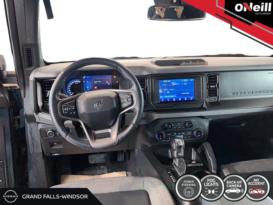 2022 Ford Bronco 4-Door Outer Banks-13