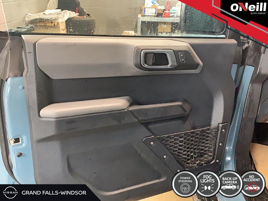 2022 Ford Bronco 4-Door Outer Banks-10