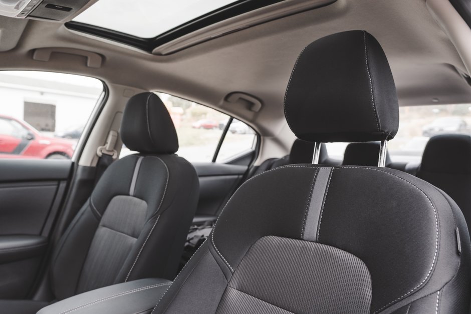 2025 Nissan Sentra SV MOONROOF-11