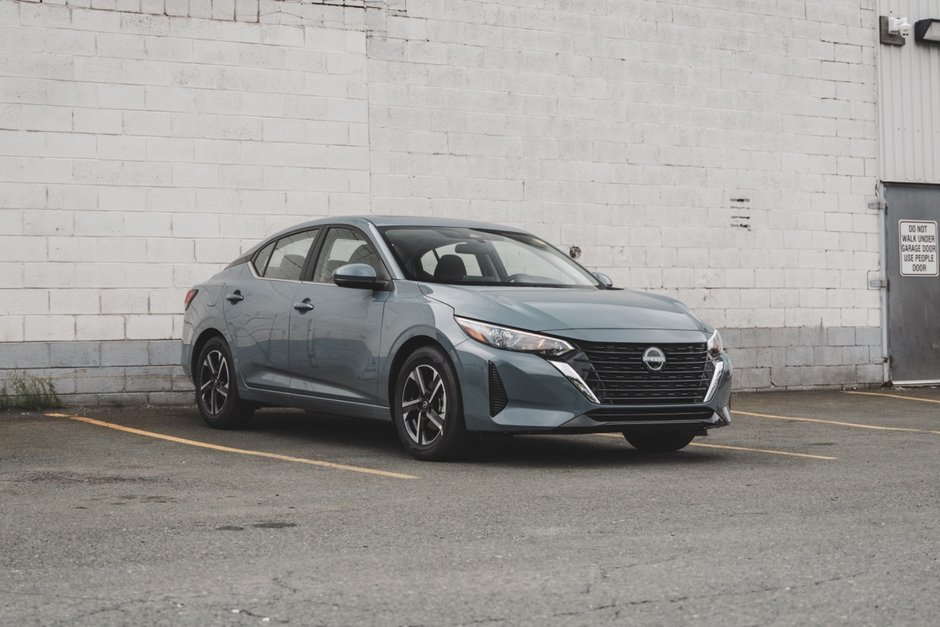 2025 Nissan Sentra SV MOONROOF-5