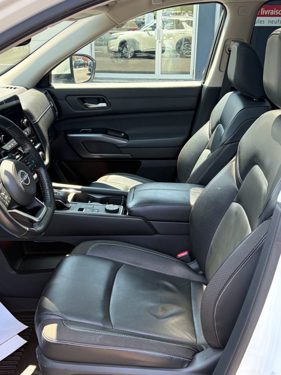 Nissan Pathfinder SL 2022-6
