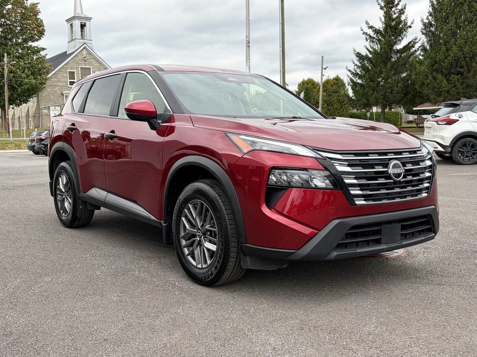 Nissan Rogue S 2025-2