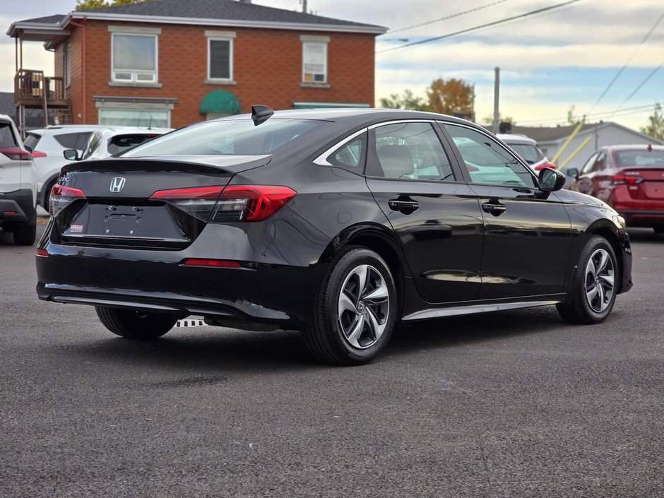 2023 Honda Civic Sedan LX-4