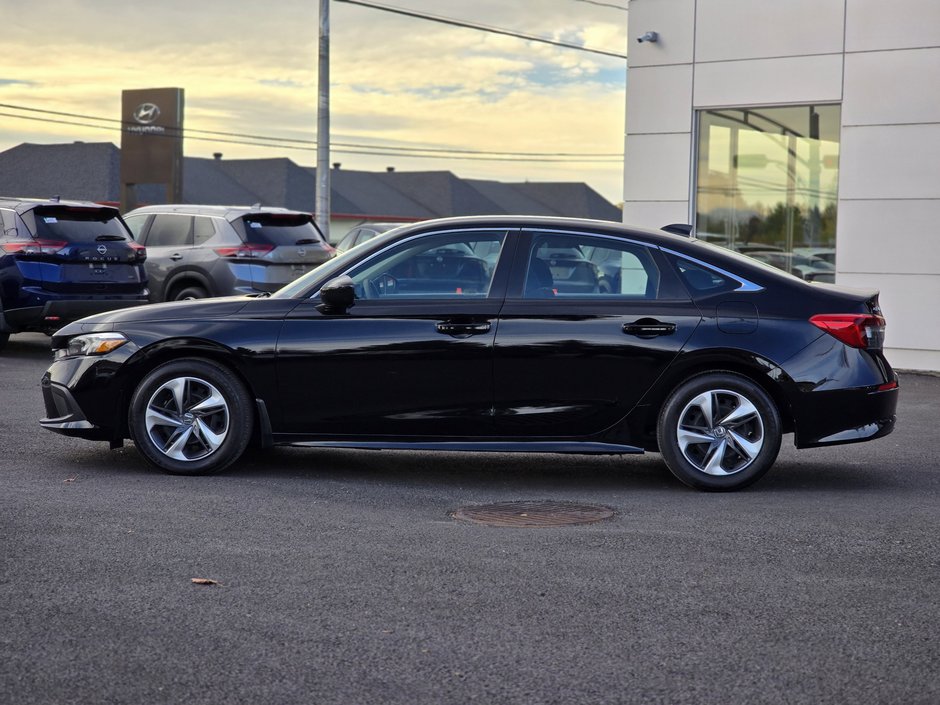 2023 Honda Civic Sedan LX-9