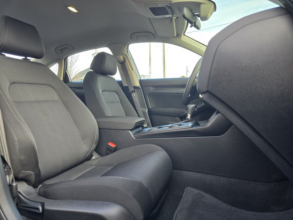 2023 Honda Civic Sedan LX-10