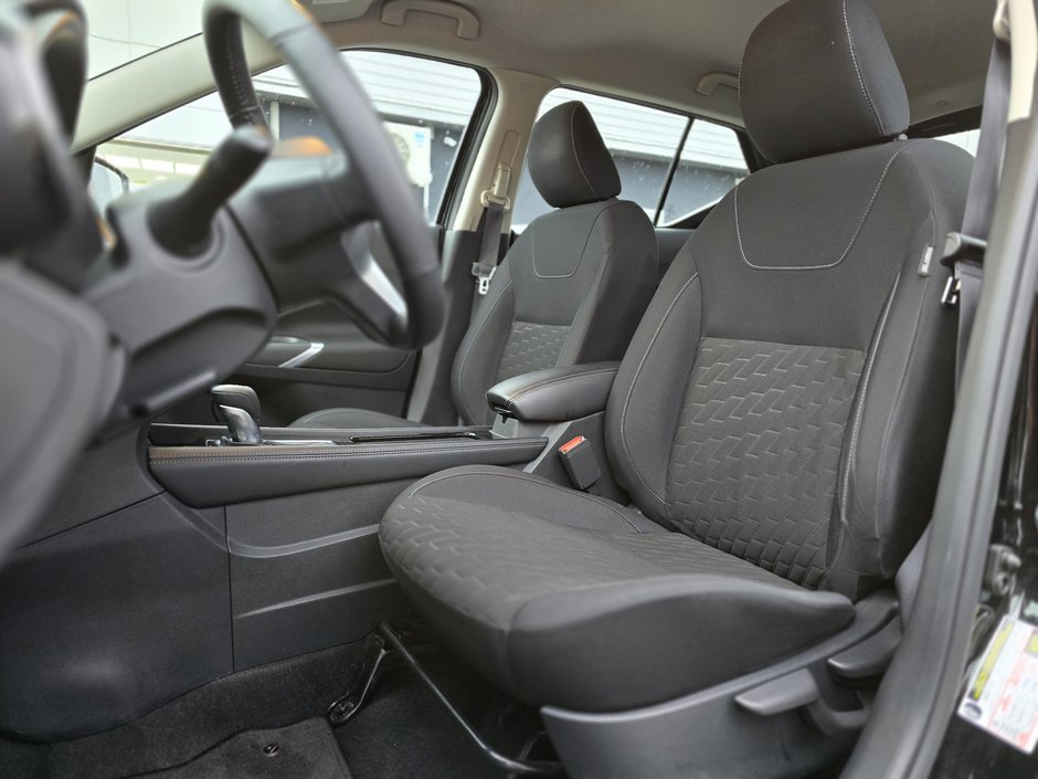 Nissan Kicks SV 2021-14