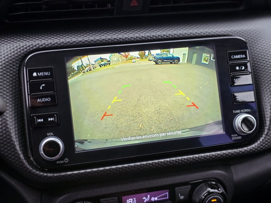 Nissan Kicks SV 2021-21