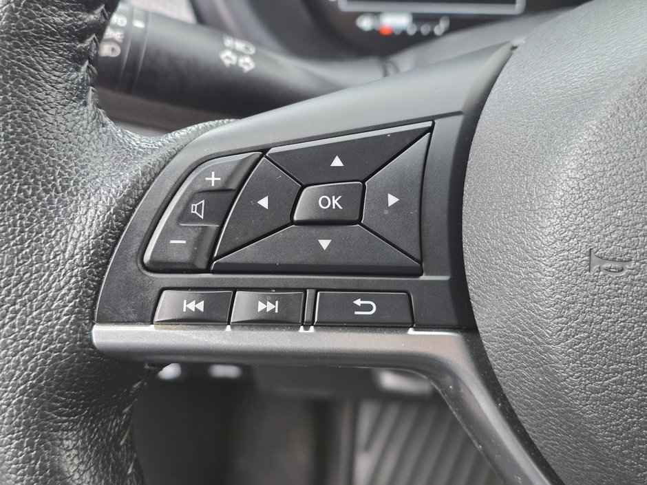 2021 Nissan Kicks SV-16