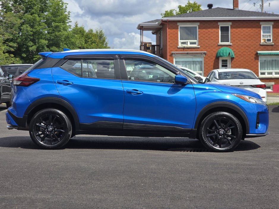 2023 Nissan Kicks SV SPÉCIAL ÉDITION-3