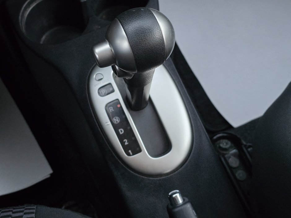 Nissan Micra SV 2015-23