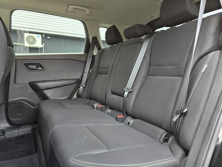 Nissan Rogue S AWD 2023-9