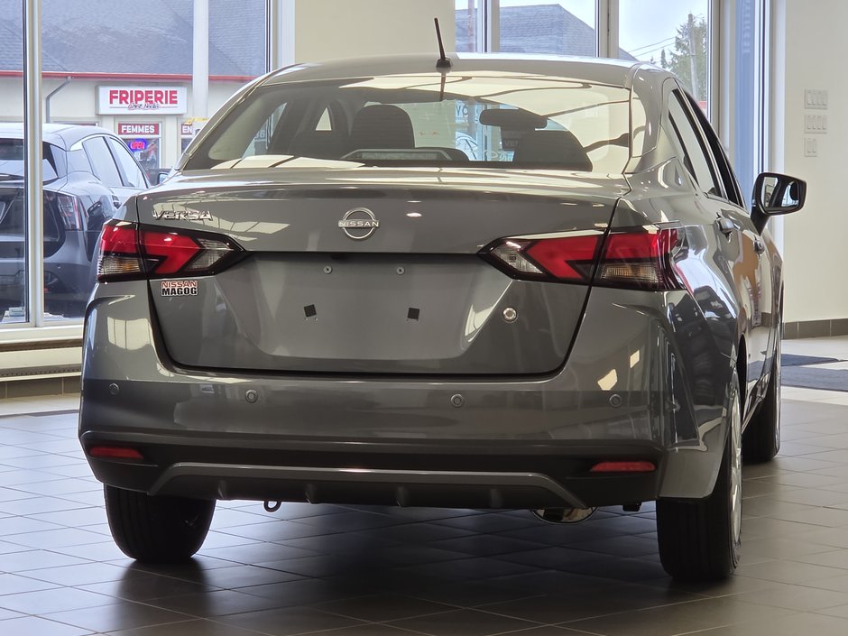 Nissan Versa S 2025-4