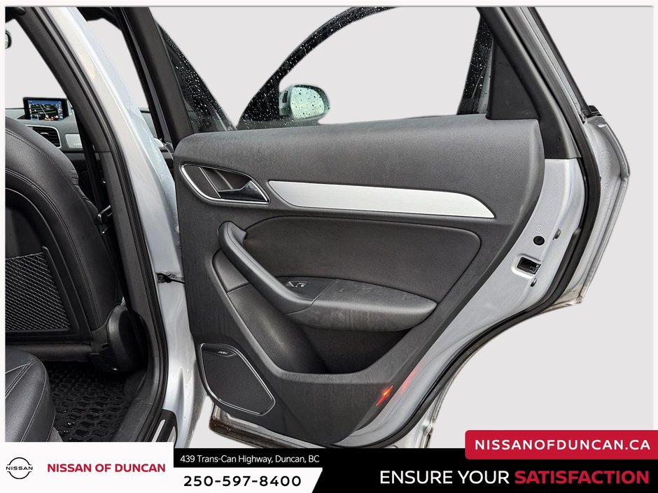 2016 Audi Q3 2.0T Technik-14