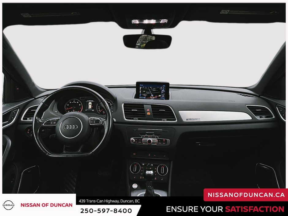 2016 Audi Q3 2.0T Technik-10