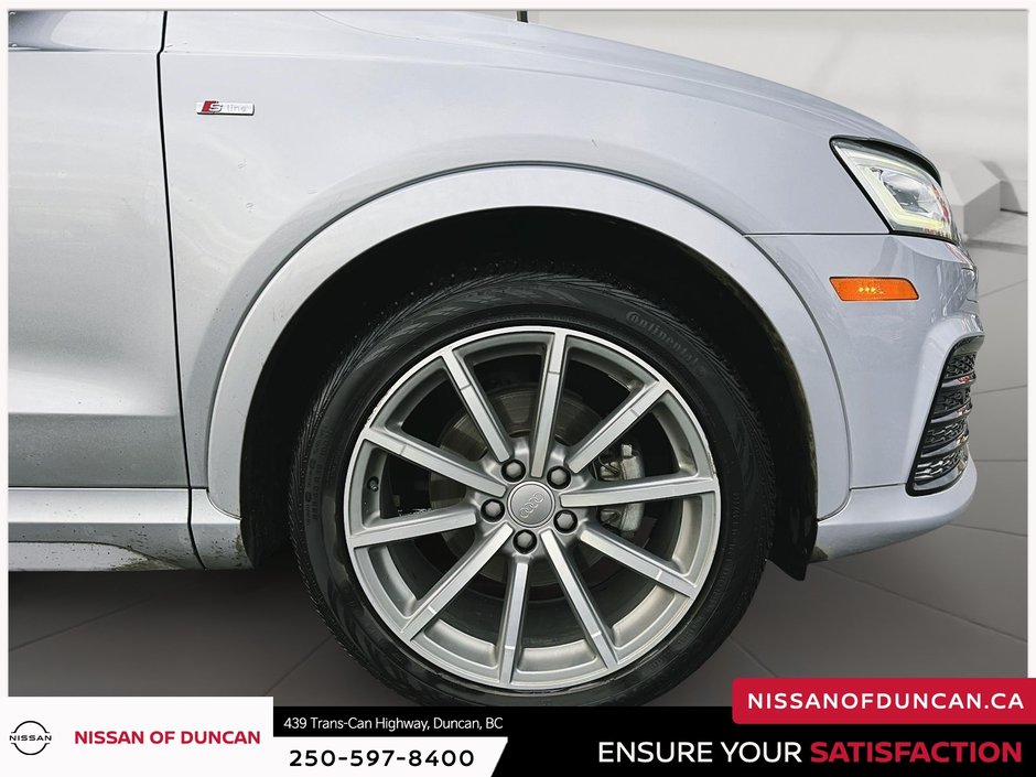 2016 Audi Q3 2.0T Technik-6