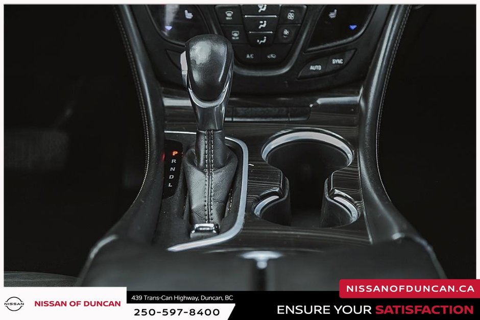 2020 Buick Envision Essence-23