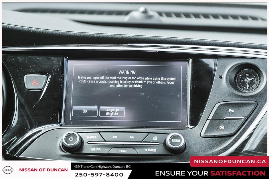 2020 Buick Envision Essence-21