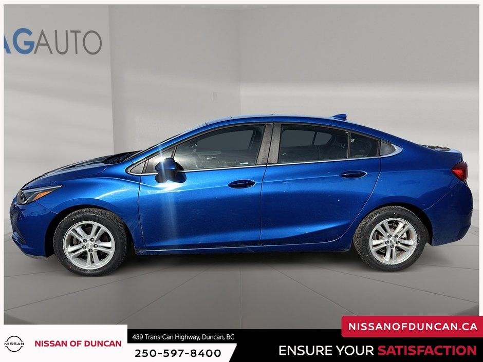 2017 Chevrolet Cruze LT Turbo-2