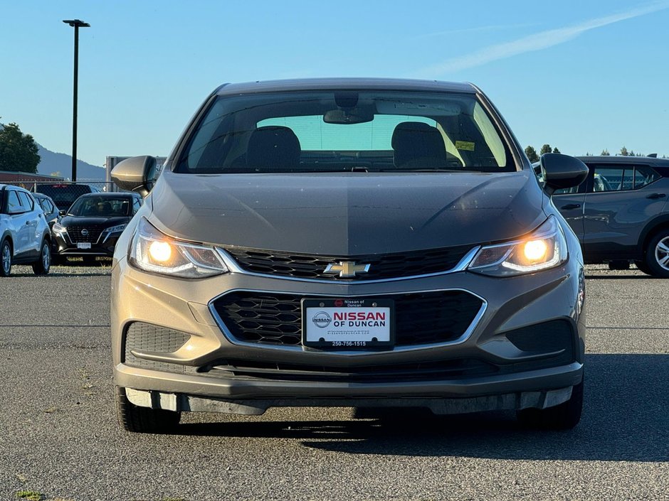 2018 Chevrolet Cruze LT | Sunroof | Backup Cam | Power Seat-2