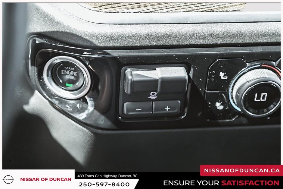 2025 Chevrolet Silverado 1500 LT-28